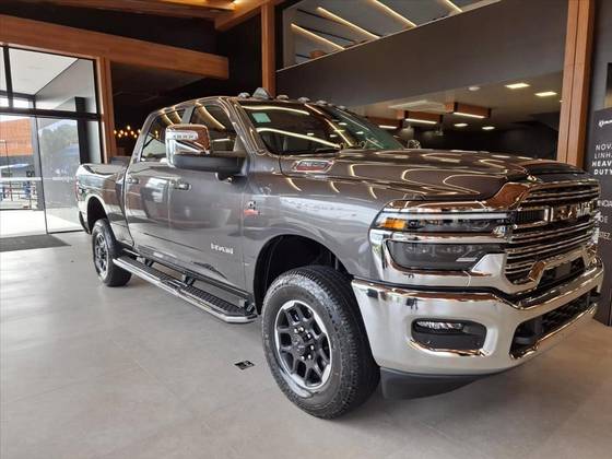 RAM 2500 6.7 I6 TURBO DIESEL LARAMIE CD 4X4 AUTOMÁTICO